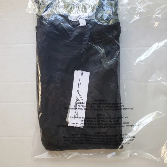 Red Haute - Picture 9 of 10